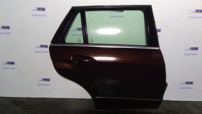 Drzwi prawe tylne wersja 4-drzwiowa Mercedes E-Klasse