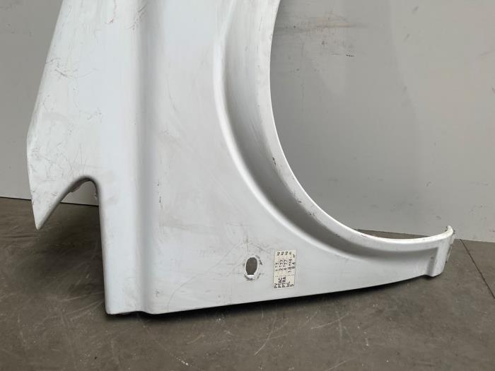 Front wing, right Mercedes Vito