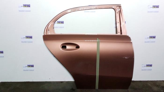 Drzwi prawe tylne wersja 4-drzwiowa Mercedes A-Klasse