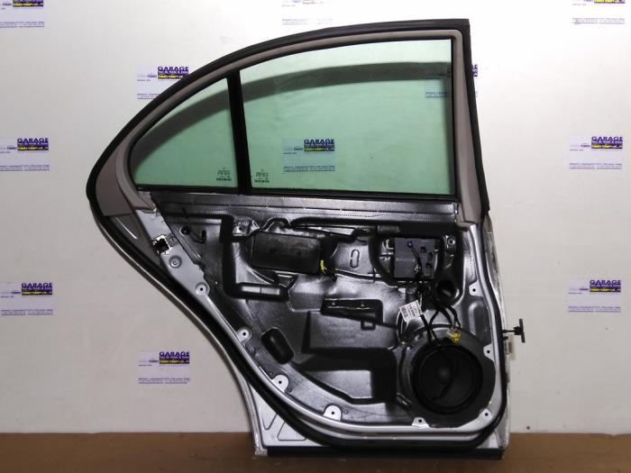 Tür 4-türig links hinten Mercedes E-Klasse