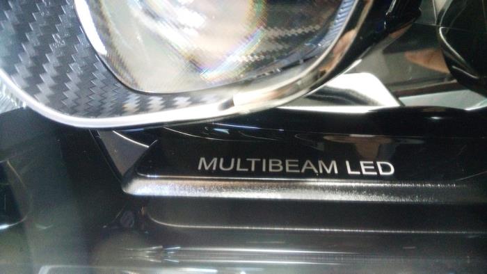 Koplamp links van een Mercedes-Benz AMG GT 4-door coupe (X290) 4.0 63 S V8 Turbo 4-Matic+ 2019