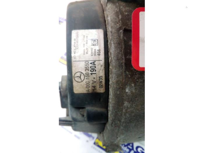 Dynamo Mercedes C-Klasse