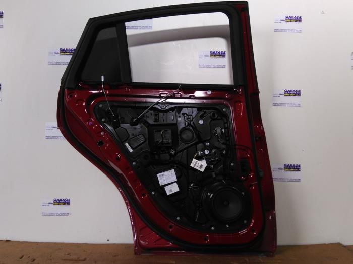 Drzwi lewe tylne wersja 4-drzwiowa Mercedes GLE