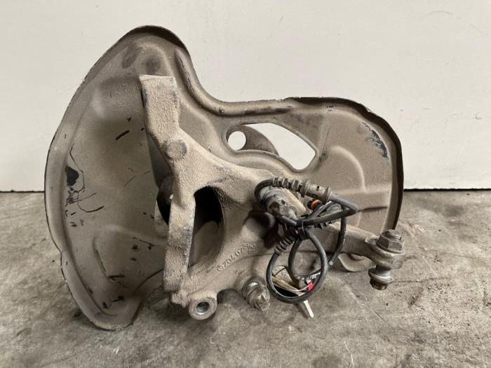 Knuckle bracket, front right Mercedes C-Klasse