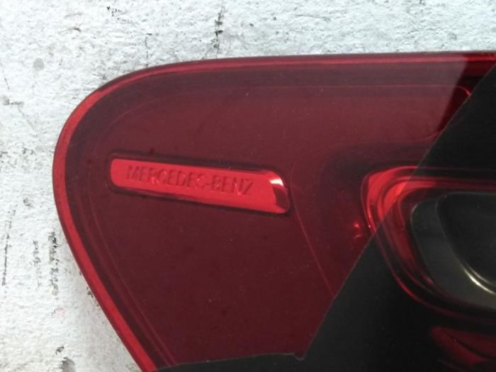 Achterlicht links Mercedes E-Klasse