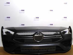 Gebruikte Bumper voor Mercedes CLA (118.3) 2.0 AMG CLA-35 Turbo 16V Prijs € 1.542,75 Inclusief btw aangeboden door Autoparts Van De Velde