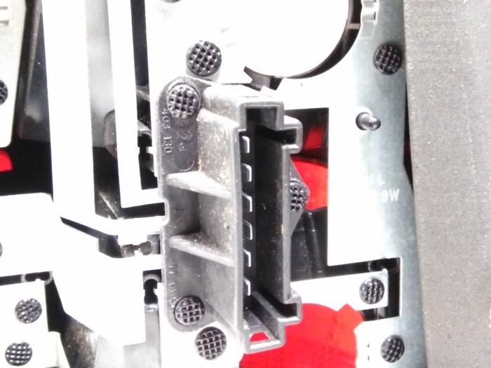 Luz trasera izquierda Mercedes ML-Klasse