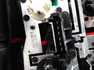 Gebruikte Achterlicht rechts Mercedes ML II (164/4JG) 6.2 63 AMG 4-Matic V8 32V Prijs € 60,50 Inclusief btw aangeboden door Autoparts Van De Velde