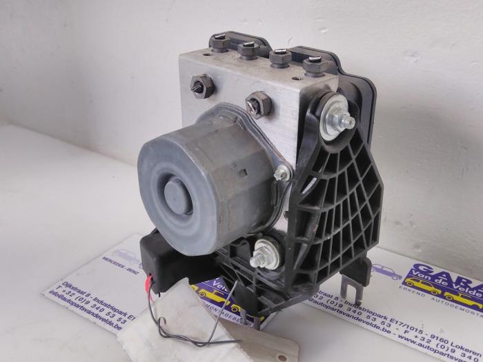 Ordenador ABS Mercedes CLA