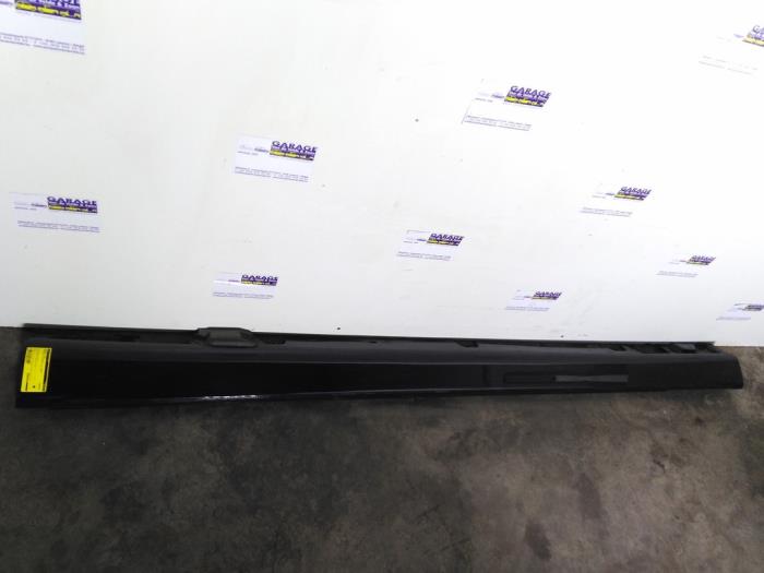 Seuil gauche Mercedes E-Klasse