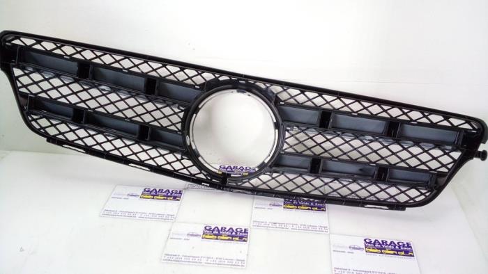 Calandre Mercedes C-Klasse