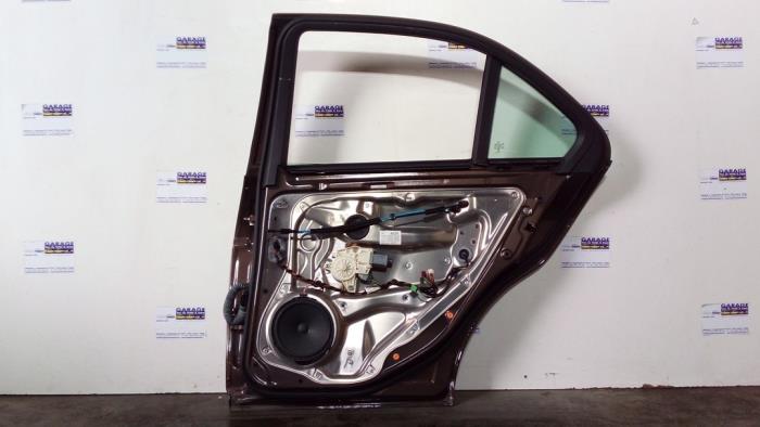 Tür 4-türig rechts hinten Mercedes C-Klasse