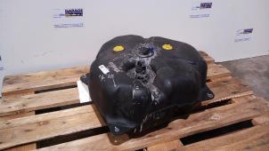 Gebruikte Additatief tank Mercedes E (W212) E-200 CDI 16V BlueEfficiency,BlueTEC Prijs € 302,50 Inclusief btw aangeboden door Autoparts Van De Velde