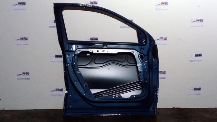 Portière 4portes avant gauche Mercedes GLA