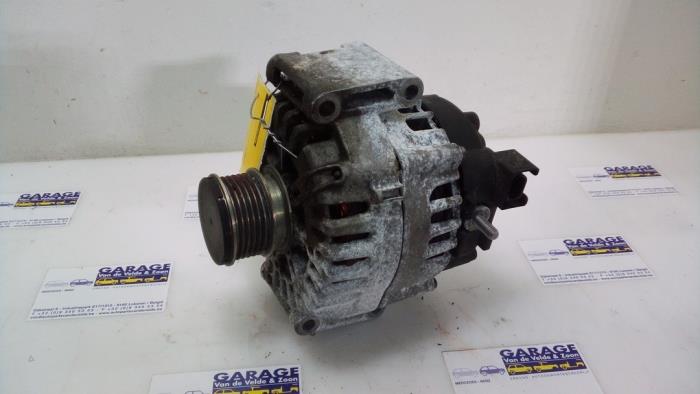 Dynamo Mercedes E-Klasse