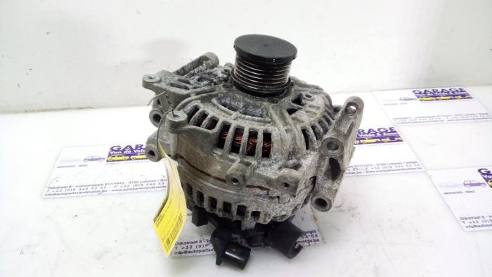 Dynamo Mercedes C-Klasse