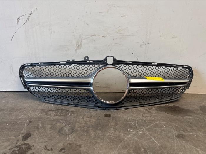 Rejilla Mercedes CLS-Klasse