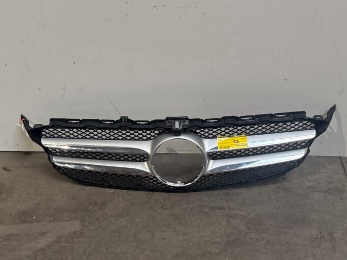 Grill Mercedes C-Klasse