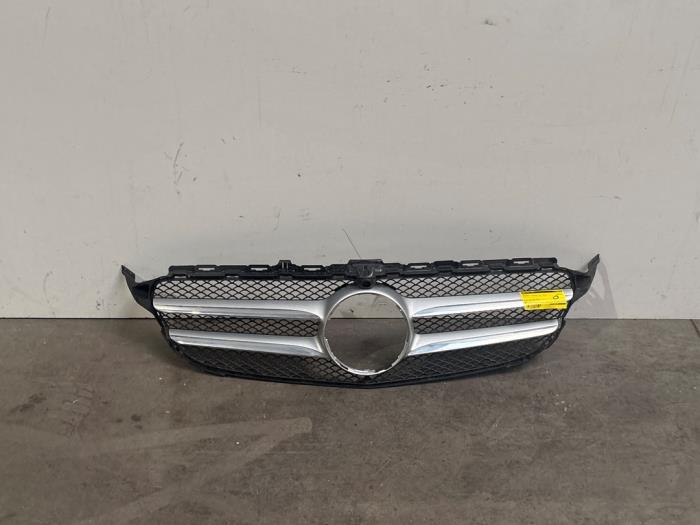 Grill Mercedes C-Klasse