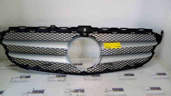 Calandre Mercedes C-Klasse