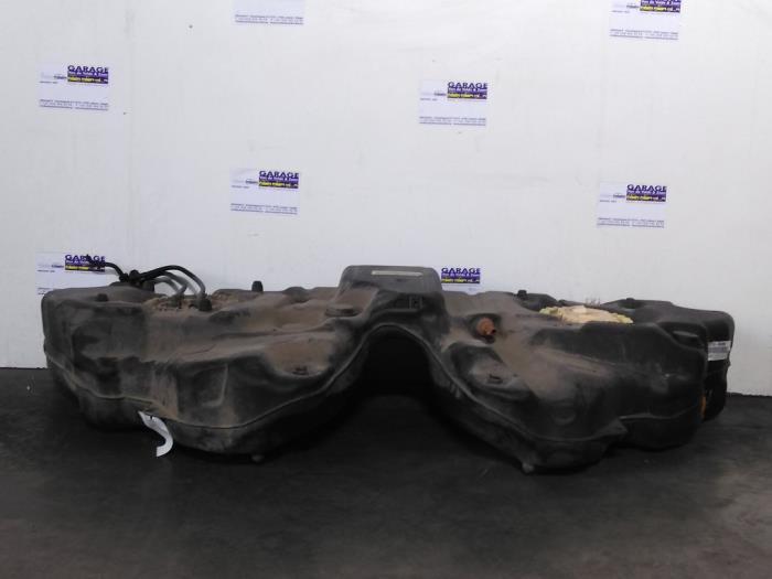 Krafstofftank Mercedes R-Klasse