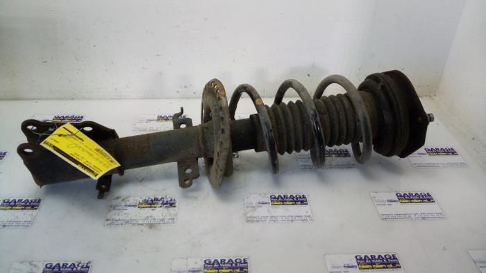 Stoßdämpferstrebe links vorne Mercedes Citan