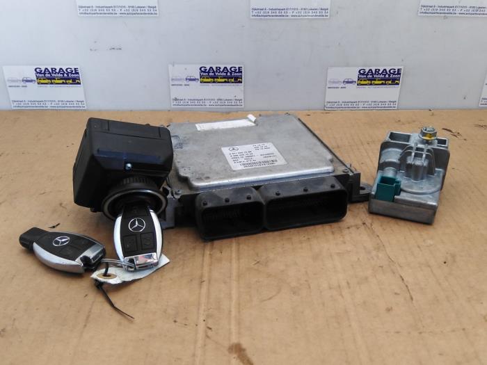 Engine management computer Mercedes C-Klasse