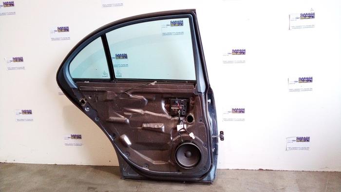 Rear door 4-door, left Mercedes E-Klasse