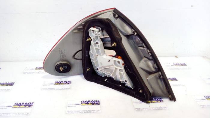 Feu arrière droit Mercedes E-Klasse