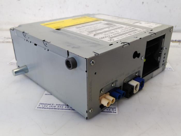 Radio Mercedes C-Klasse