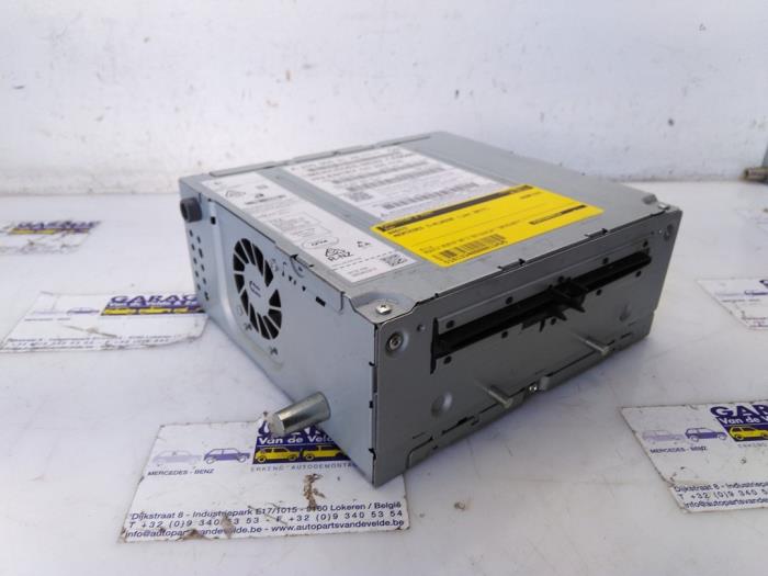 Radio Mercedes C-Klasse