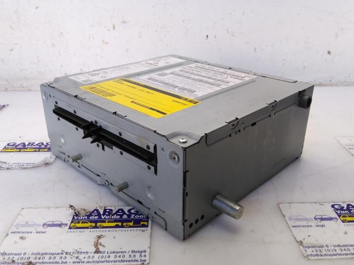 Radio Mercedes C-Klasse