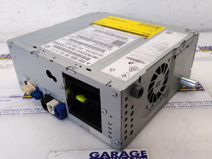 Radio Mercedes C-Klasse