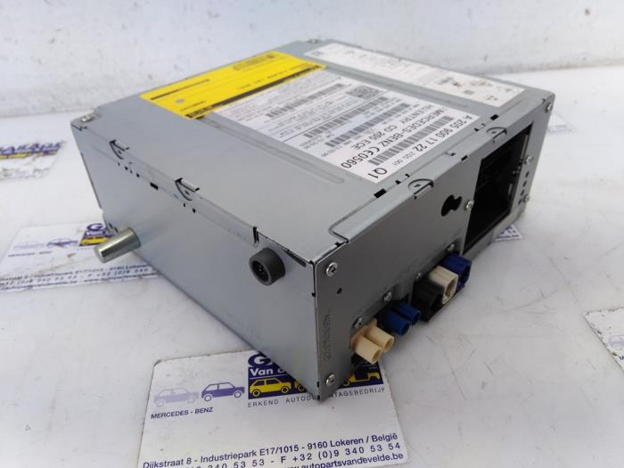 Radio Mercedes C-Klasse