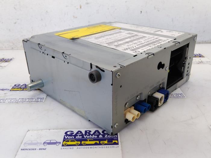 Radio Mercedes C-Klasse