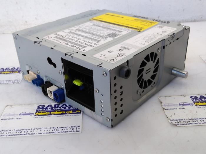 Radio Mercedes C-Klasse