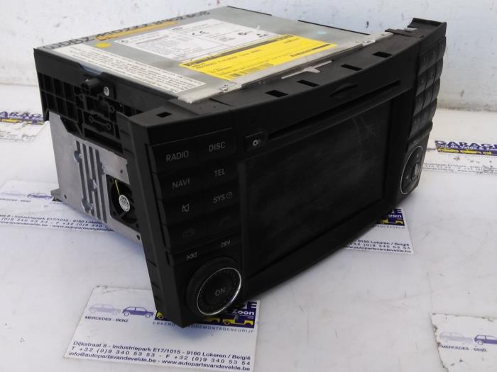 Radio Mercedes E-Klasse
