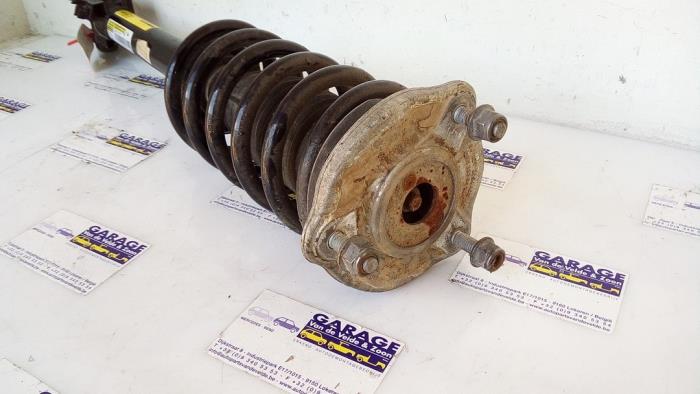 Stoßdämpferstrebe links vorne Mercedes C-Klasse