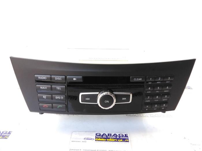 Radio Mercedes C-Klasse