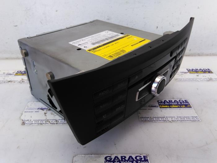 Radio Mercedes C-Klasse