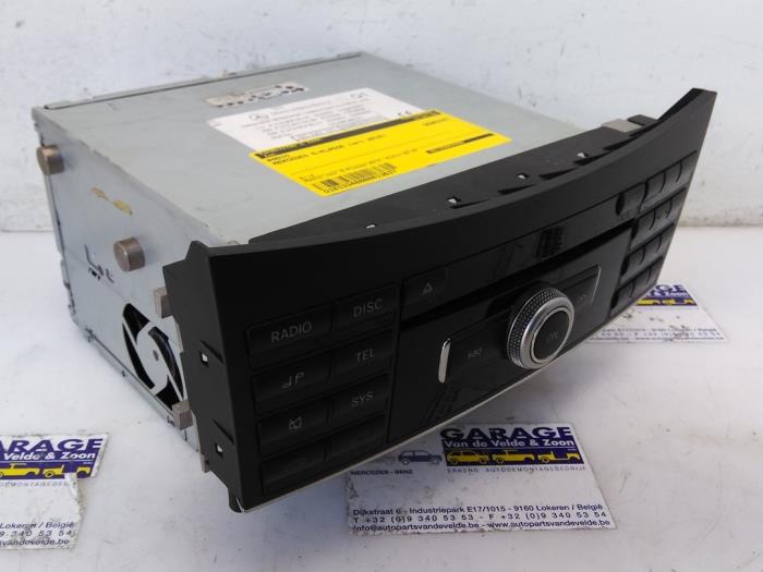 Radio Mercedes E-Klasse