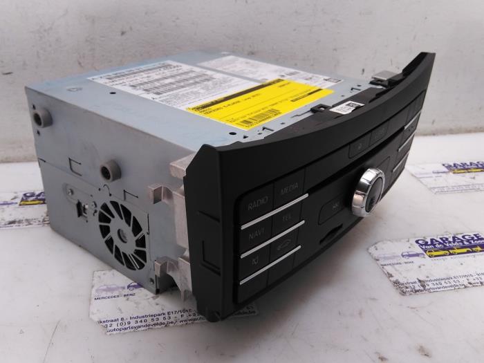 Radio Mercedes E-Klasse