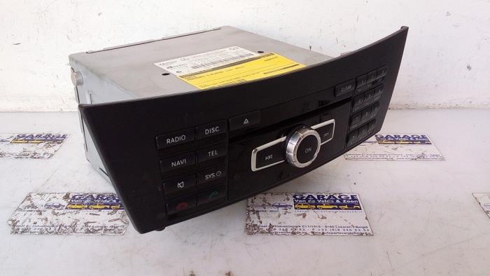 Radio Mercedes C-Klasse