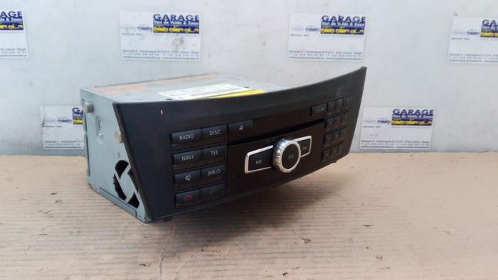 Radio Mercedes C-Klasse