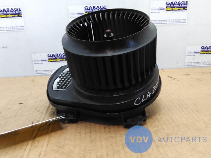 Heating and ventilation fan motor Mercedes CLA