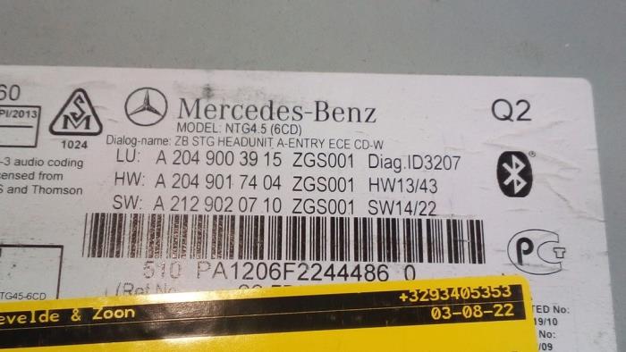 Radio Mercedes C-Klasse