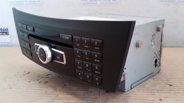 Radio Mercedes C-Klasse