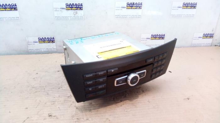 Radio Mercedes C-Klasse