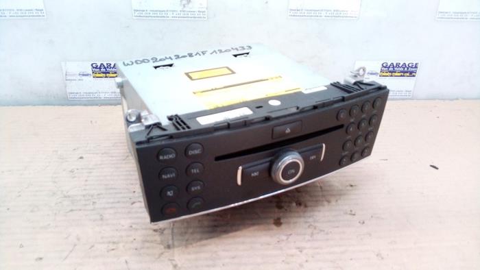 Radio Mercedes C-Klasse