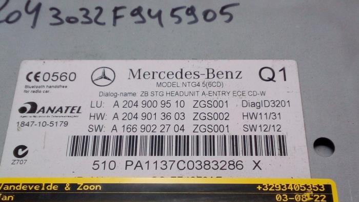 Radio Mercedes C-Klasse